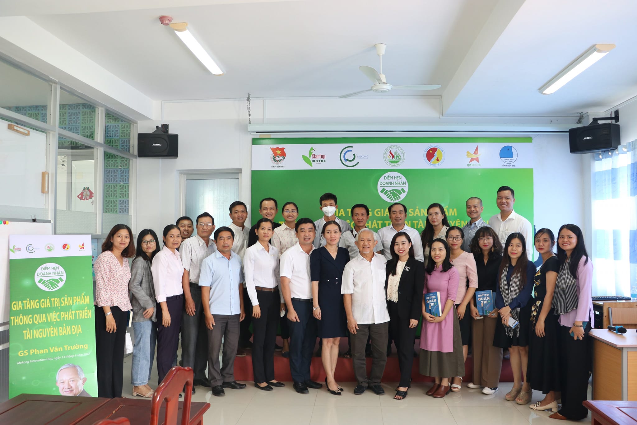 Chương trình Điểm hẹn doanh nhân trẻ