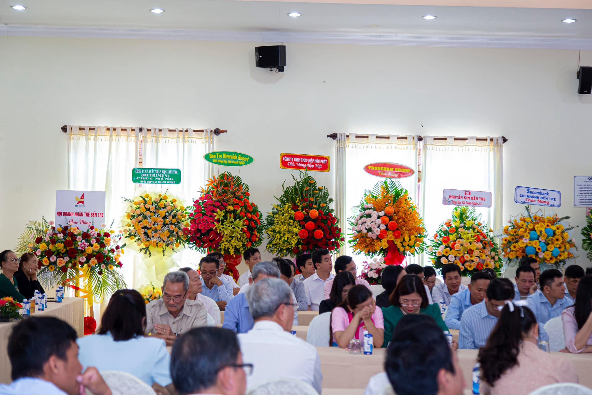 Họp mặt Doanh nghiệp mừng Xuân Giáp Thìn 2024