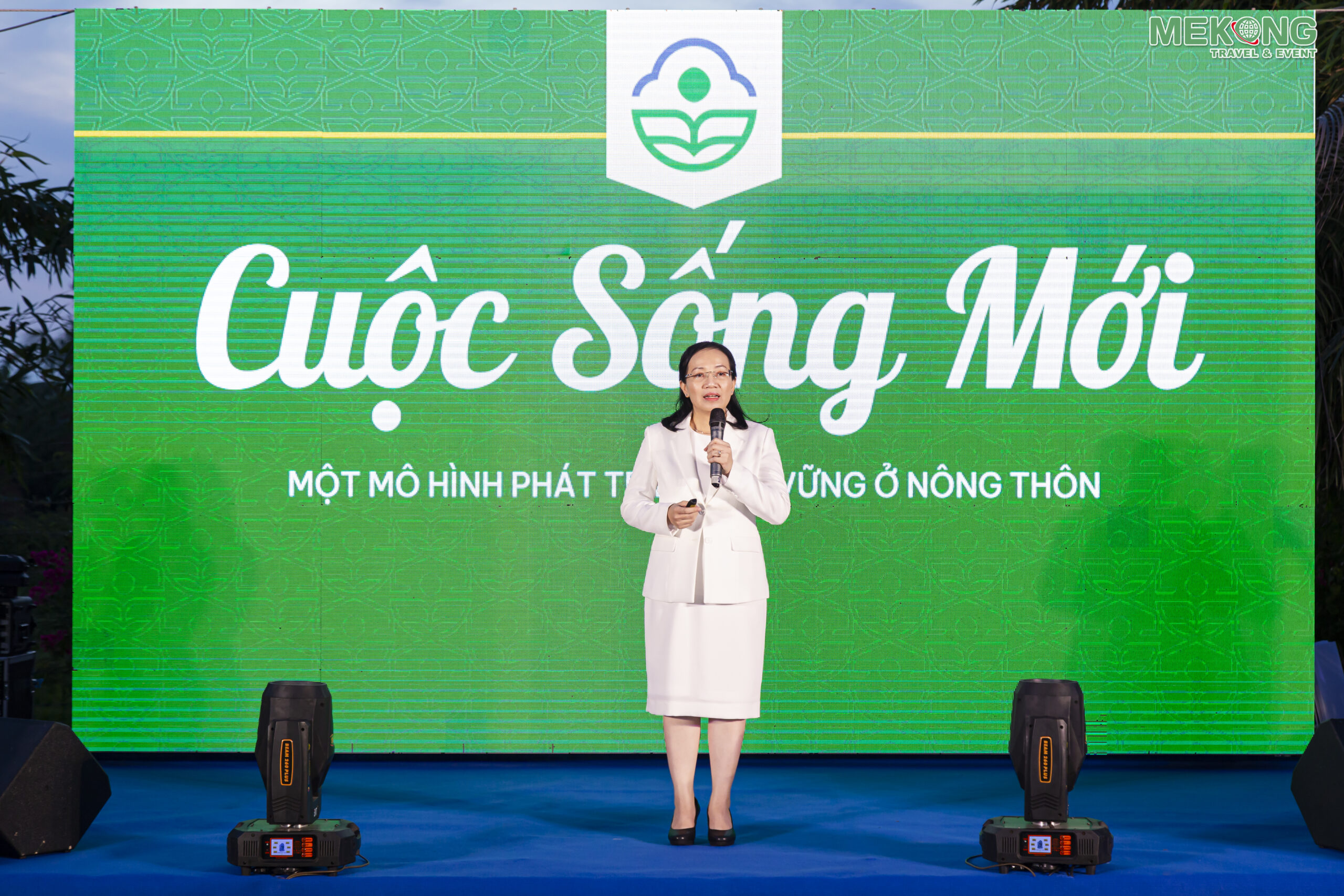 Đêm giao lưu Cuộc sống mới yêu thương