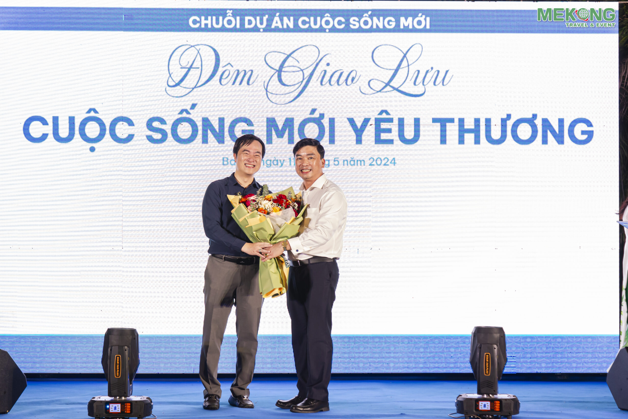 Đêm giao lưu Cuộc sống mới yêu thương