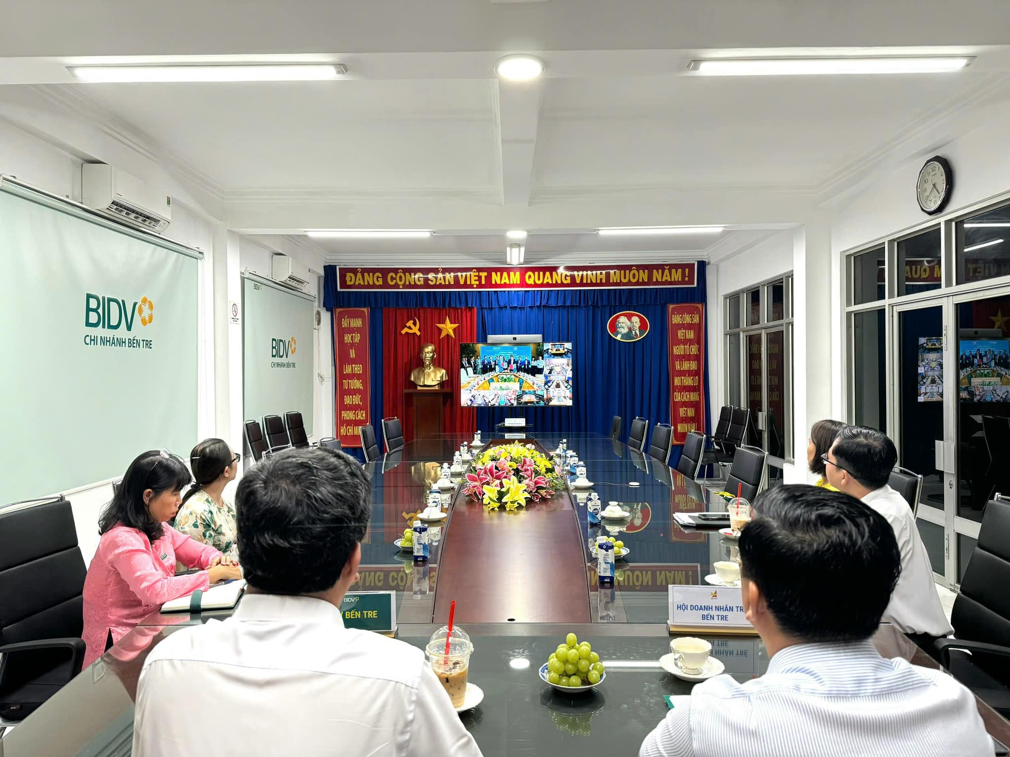 Lễ ký kết hợp tác giữa Hội DNT Việt Nam và Ngân hàng Đầu tư và phát triển Việt Nam (BIDV) CN Bến Tre